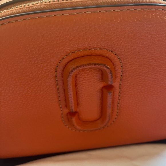 Marc Jacobs Cross Body Handbag - Picture 2 of 5